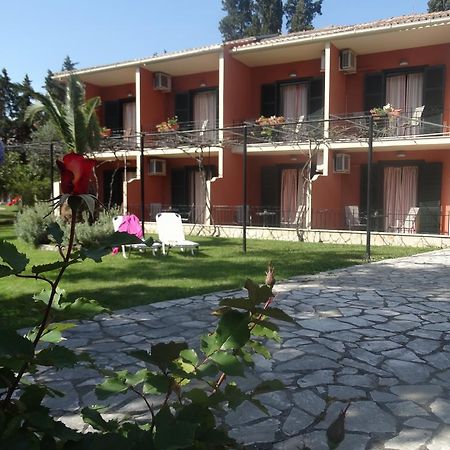 Dassia Beach Pension Экстерьер фото