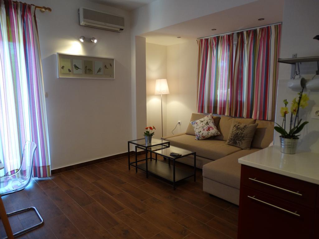 Dassia Beach Pension Экстерьер фото
