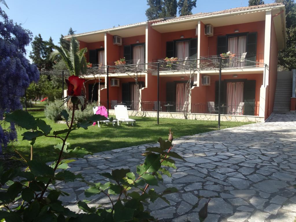Dassia Beach Pension Экстерьер фото